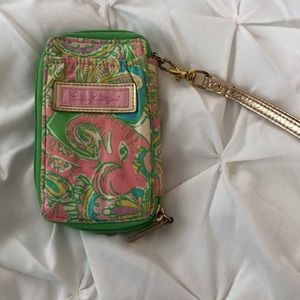 Lilly Pulitzer Phone wristlet wallet!